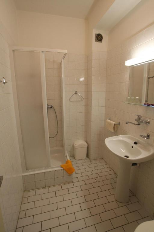 Hotel Srejber แชร์เวนี กอสตาเลตส์ ห้อง รูปภาพ